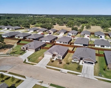 332 Pecos Drive - Photo Thumbnail 29
