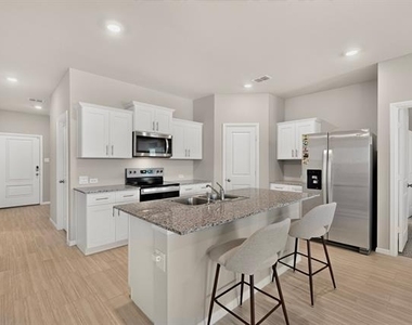 332 Pecos Drive - Photo Thumbnail 7