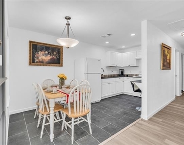 1319 Parkway Court - Photo Thumbnail 7