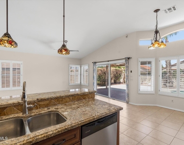 15034 S 47th Street - Photo Thumbnail 10