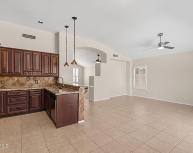 15034 S 47th Street - Photo Thumbnail 7