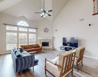 3563 Caruth Lane - Photo Thumbnail 15