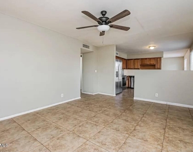 834 E E Glade Ave, Avenue - Photo Thumbnail 1