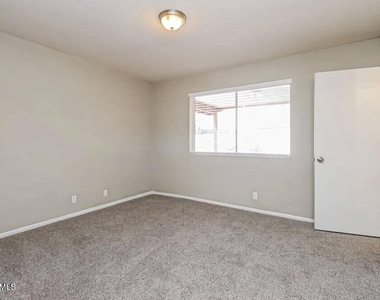 834 E E Glade Ave, Avenue - Photo Thumbnail 4
