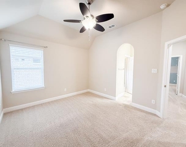 7048 Fullerton Circle - Photo Thumbnail 27