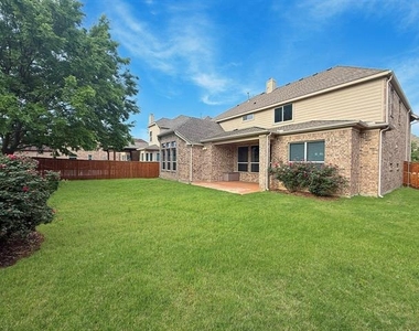 7048 Fullerton Circle - Photo Thumbnail 32