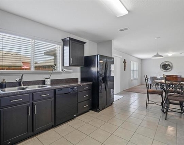 5305 Wharfside Place - Photo Thumbnail 13