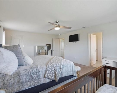 5305 Wharfside Place - Photo Thumbnail 15