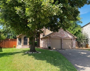 1404 Daffodil Lane - Photo Thumbnail 1