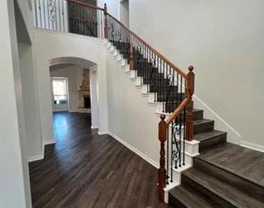 1123 Brigham Drive - Photo Thumbnail 2
