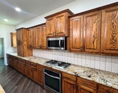 1123 Brigham Drive - Photo Thumbnail 5