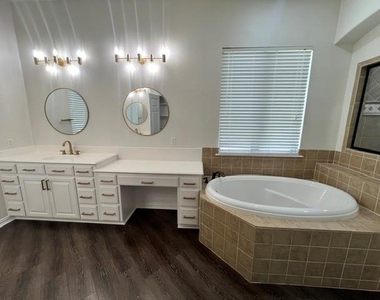 1123 Brigham Drive - Photo Thumbnail 25