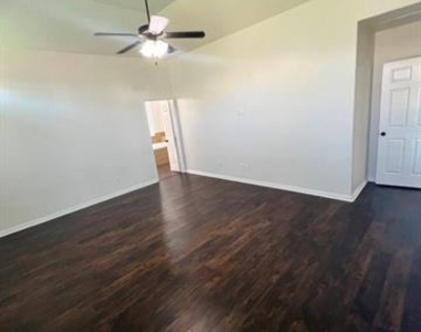 1123 Brigham Drive - Photo Thumbnail 17