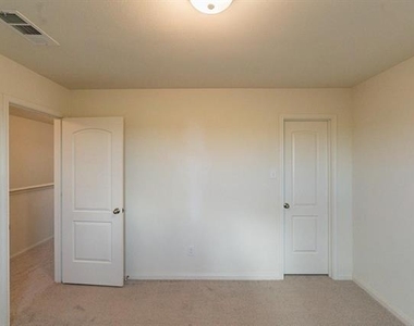 6116 Obsidian Creek Court - Photo Thumbnail 12