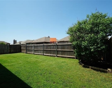 11813 Sundog Way - Photo Thumbnail 15