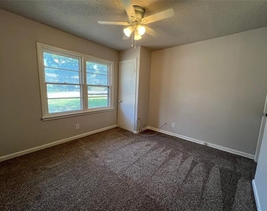 213 Wanda Way - Photo Thumbnail 22