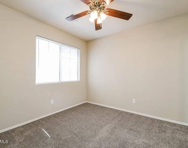 40092 N Calabria St Neck - Photo Thumbnail 8