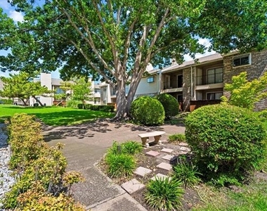 4748 Old Bent Tree Lane - Photo Thumbnail 14