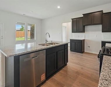 2112 Eugene Street - Photo Thumbnail 9