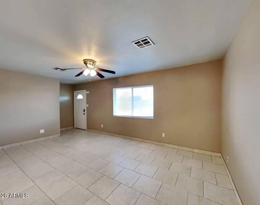 5047 W Tuckey Ln Way - Photo Thumbnail 1