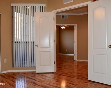 1701 E Colter Street - Photo Thumbnail 10