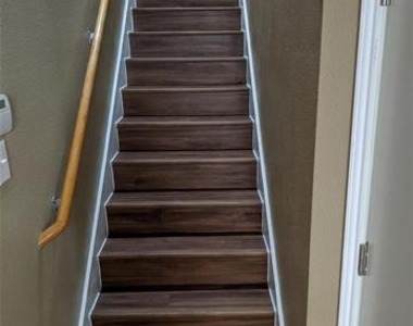 4525 Mountain Oak Street - Photo Thumbnail 16