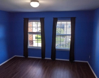4525 Mountain Oak Street - Photo Thumbnail 22
