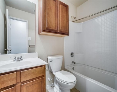 76 Daisy Drive - Photo Thumbnail 15