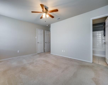 76 Daisy Drive - Photo Thumbnail 13