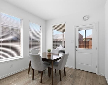 1121 Western Yarrow Avenue - Photo Thumbnail 17