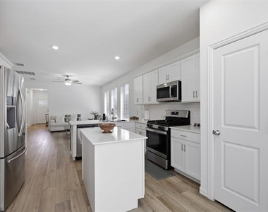 1121 Western Yarrow Avenue - Photo Thumbnail 15