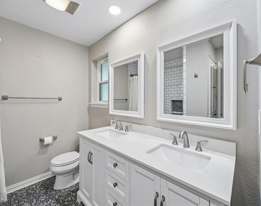 2223 Freeland Way - Photo Thumbnail 3