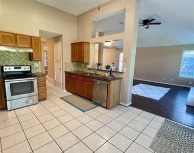 5809 Turner Street - Photo Thumbnail 9