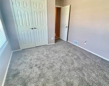 5809 Turner Street - Photo Thumbnail 20