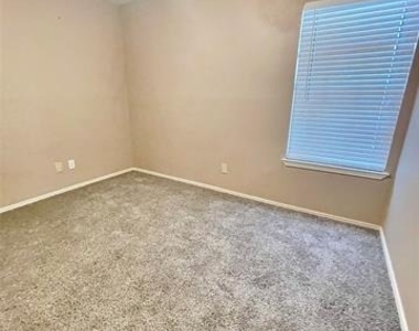 5809 Turner Street - Photo Thumbnail 24