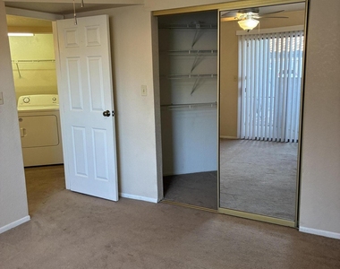 1800 W Elliot Road - Photo Thumbnail 9