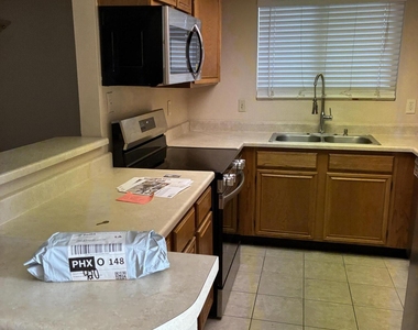 1800 W Elliot Road - Photo Thumbnail 19