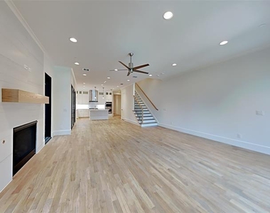 4417 Emerson Avenue - Photo Thumbnail 2