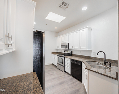 23750 N 75th Place - Photo Thumbnail 7