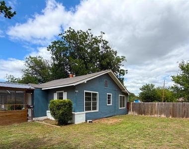 949 Palm Street - Photo Thumbnail 1
