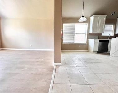 2513 Slalom Drive - Photo Thumbnail 18