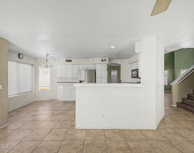 13166 W Cypress Street - Photo Thumbnail 16