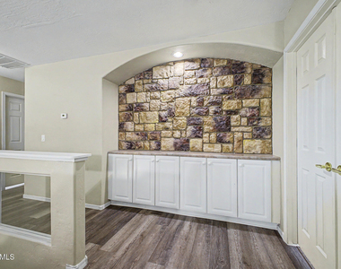 13166 W Cypress Street - Photo Thumbnail 21