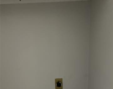 6621 N Park Drive - Photo Thumbnail 18