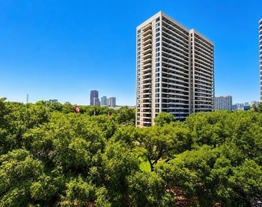3883 Turtle Creek Boulevard - Photo Thumbnail 16