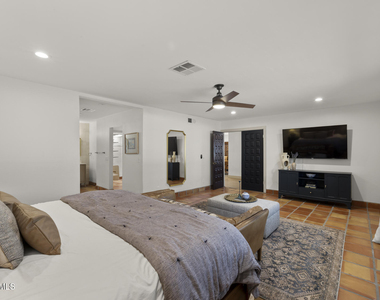 5449 E Larkspur Drive - Photo Thumbnail 33