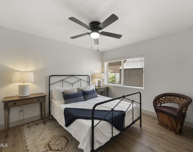 5449 E Larkspur Drive - Photo Thumbnail 39