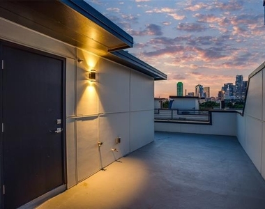1813 Park Avenue - Photo Thumbnail 11