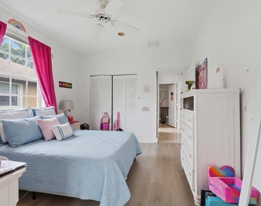 1716 Nw 124th Way - Photo Thumbnail 20