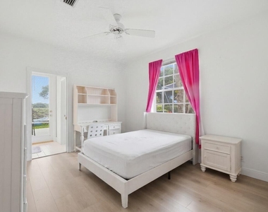 1716 Nw 124th Way - Photo Thumbnail 24